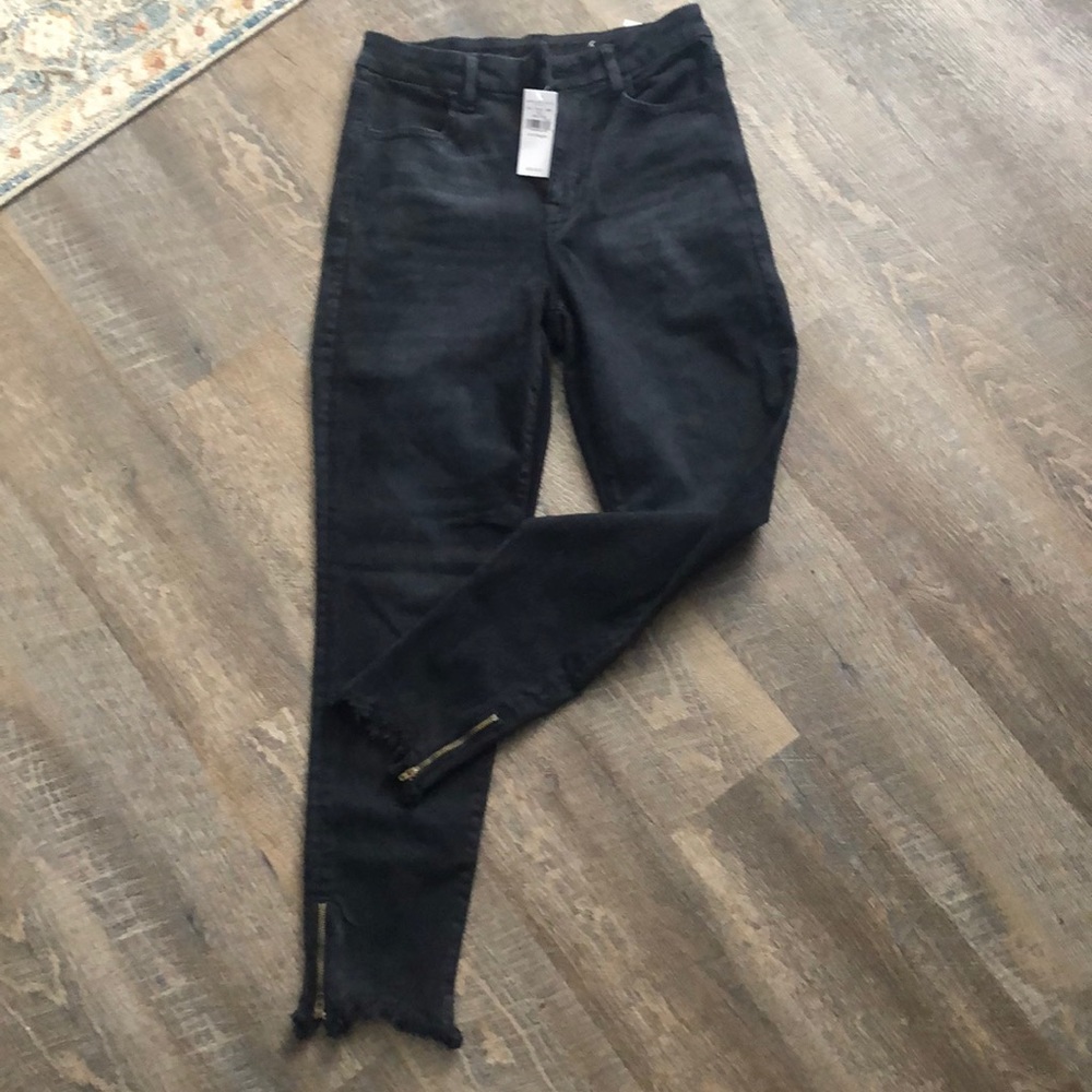 NWT ~ 🖤American Eagle Black Jeggings🖤
